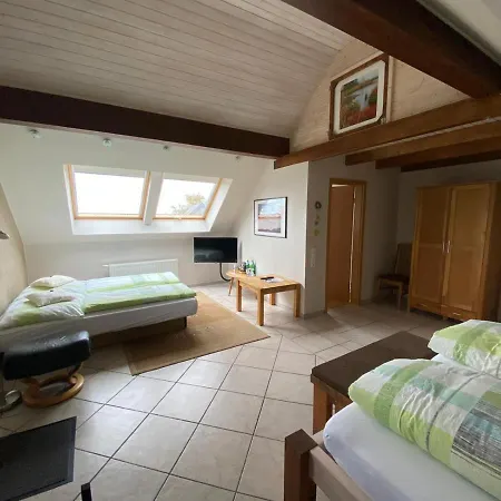 Maison d'hôtes Gaestehaus Kuck Montjoie